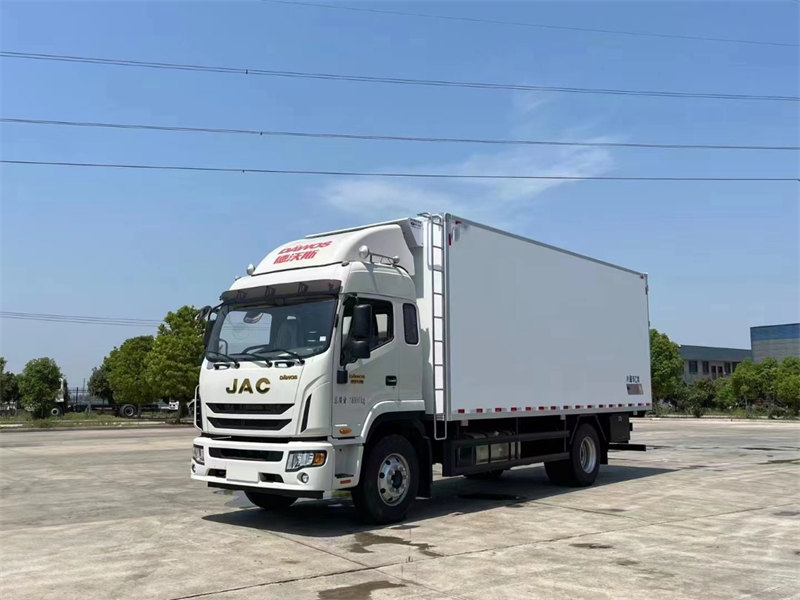 6米8江淮德沃斯Q9冷藏車評(píng)測(cè)九月鉅惠可上京牌