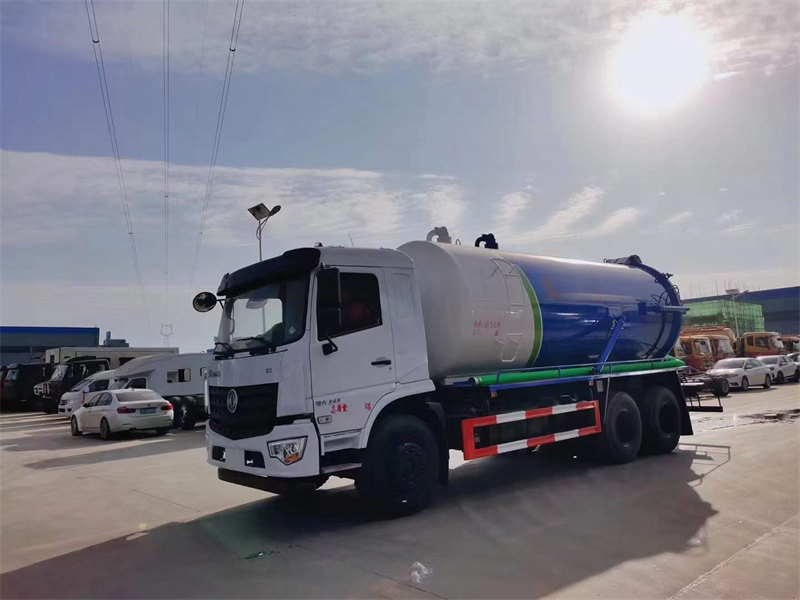 18方東風專底DV3吸污車評測真空度高噸位大