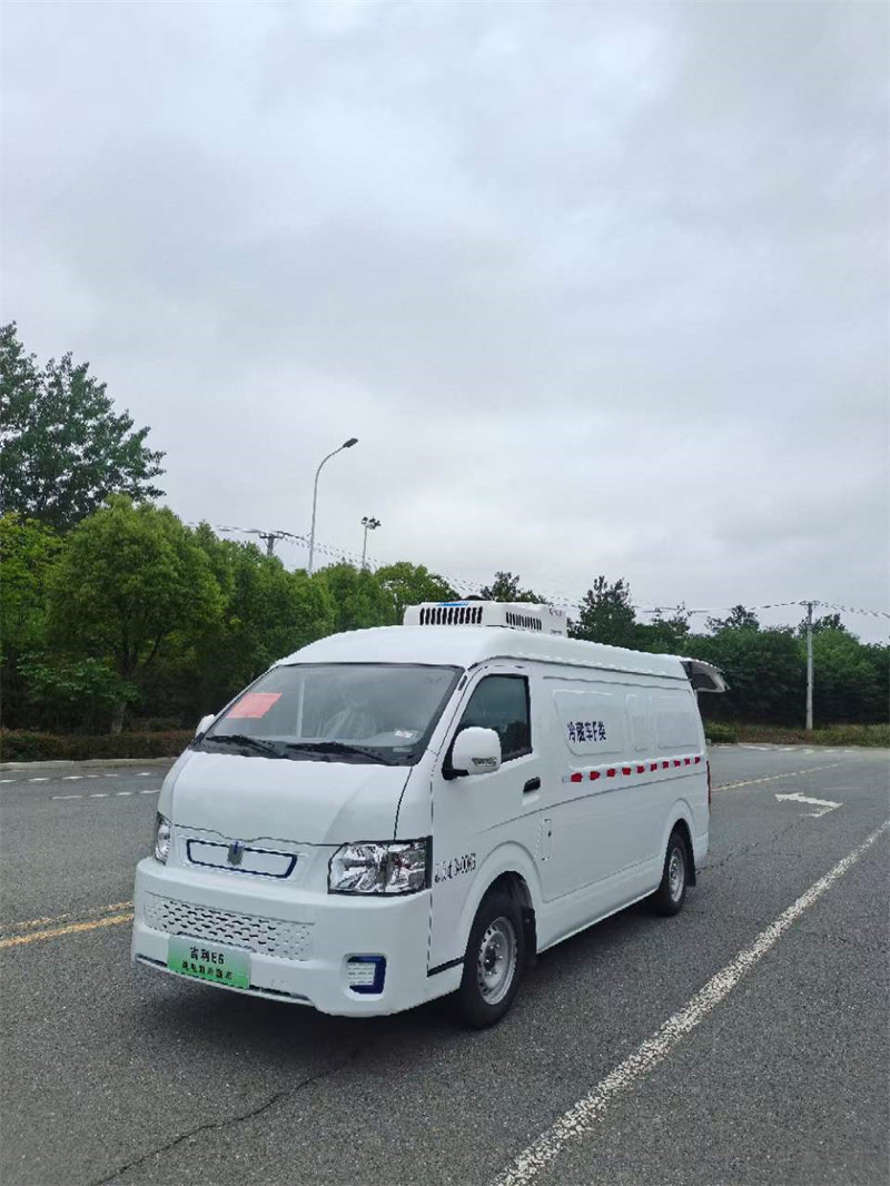 吉力純電自動擋面包冷藏車可上京戶城際配送首選