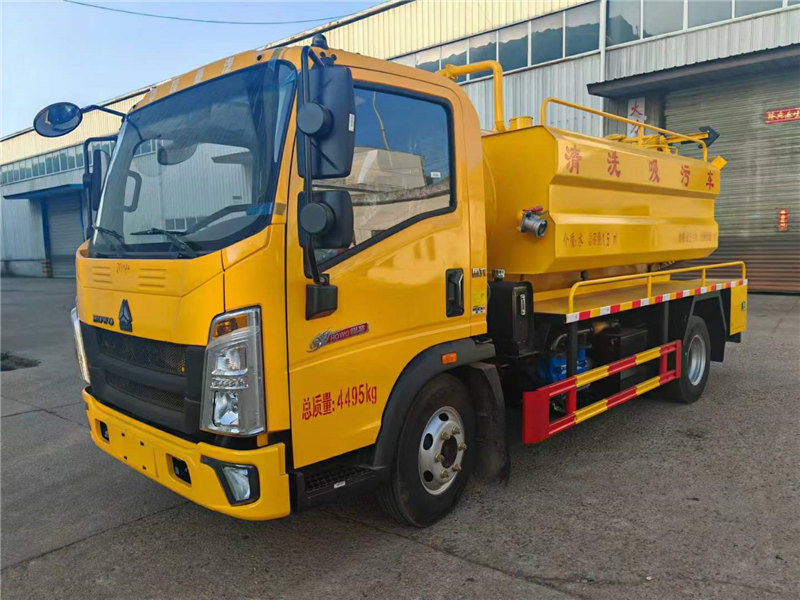 豪沃藍(lán)牌4+2清洗吸污車(chē)廠家報(bào)價(jià)濰柴160馬力