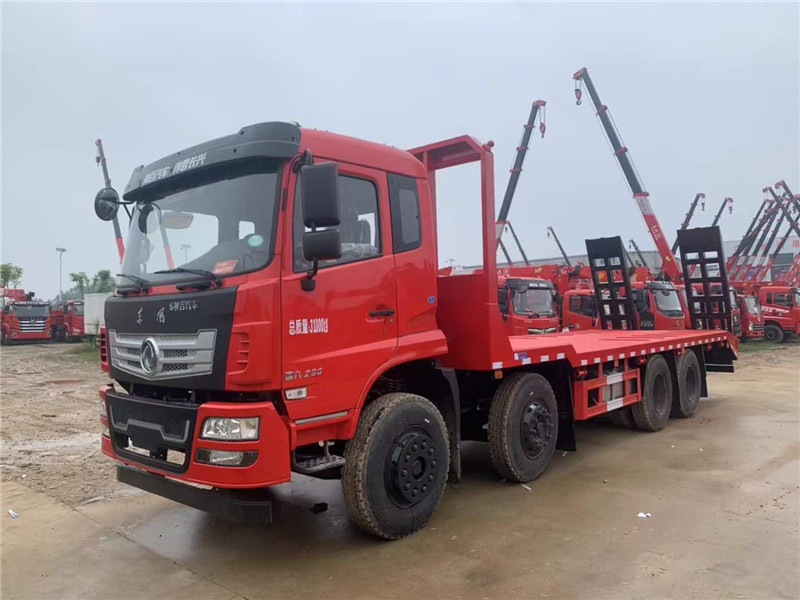 東風D17-H前四后八平板拖車適合托運32噸以下挖機