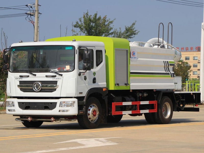 國六東風D9方罐抑塵車可360°旋轉(zhuǎn)射程遠、覆蓋面積大