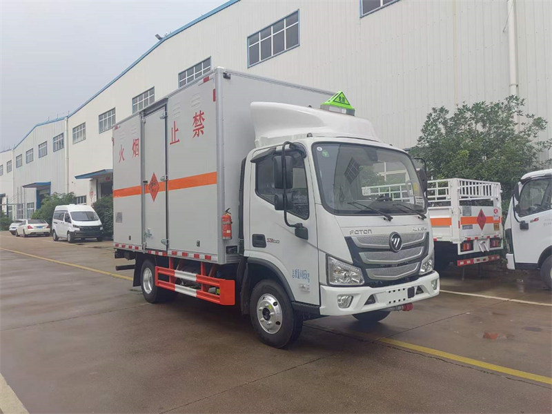 福田歐馬可爆破器材運輸車公告已完善帶導(dǎo)流罩