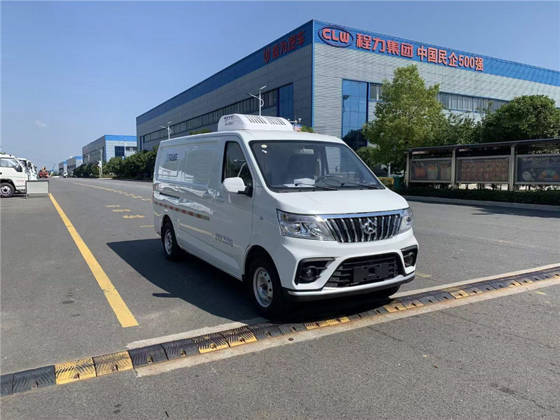 長(zhǎng)安睿行M80新款面包車?yán)洳剀?.6排量動(dòng)力強(qiáng)勁