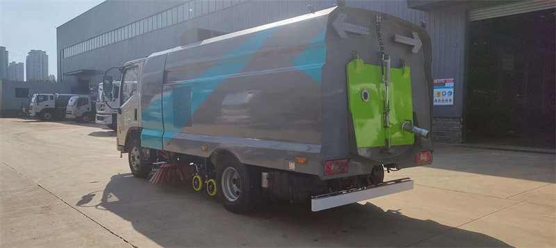 福田H2洗掃車3水/3塵304級(jí)不銹鋼制作