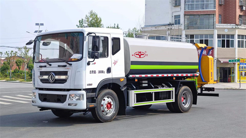 東風(fēng)多利卡D9防撞灑水車(chē)一車(chē)兩用正常上牌免征購(gòu)置稅