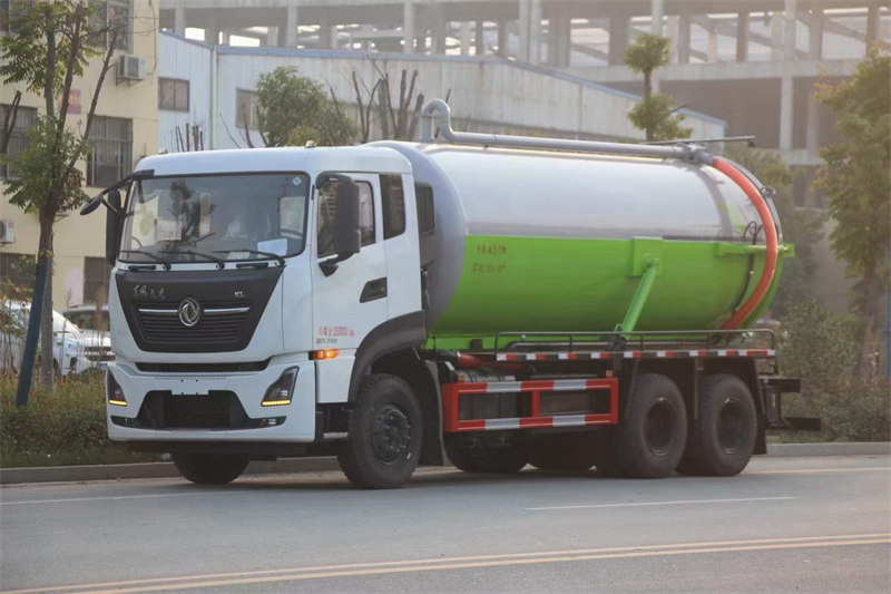東風?龍?zhí)?后雙橋吸污車實力派污油清理神器