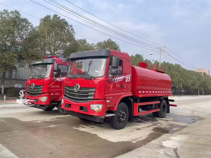 12方國六東風(fēng)D3灑水車性價(jià)比高