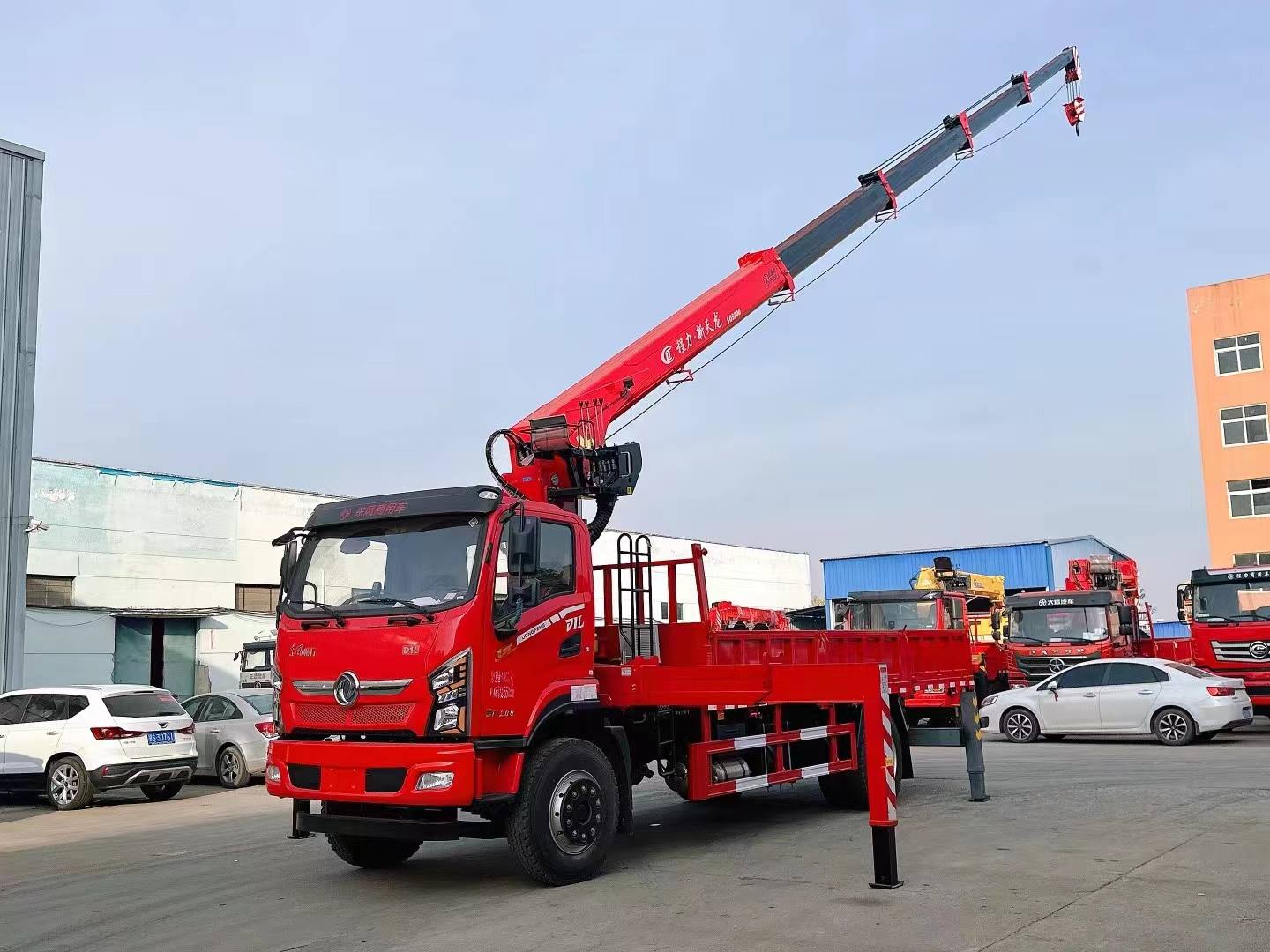 程力8噸5節(jié)隨車吊