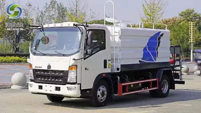 重汽豪沃5-7方抑塵車現(xiàn)車直銷包上牌