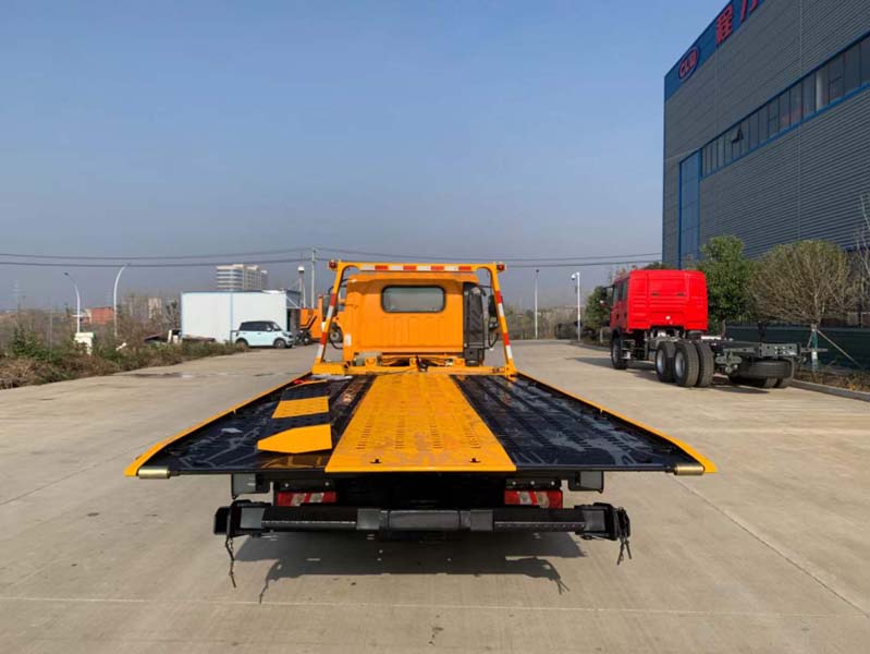 陜汽X9單排清障車高效穩(wěn)定性價高整車特價促銷10.X萬