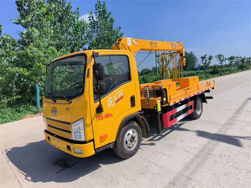 解放藍(lán)牌隨車吊實(shí)力詮釋品質(zhì)