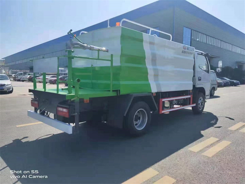 藍(lán)牌現(xiàn)車防疫消毒灑水車年底放大招包上戶隨定隨走