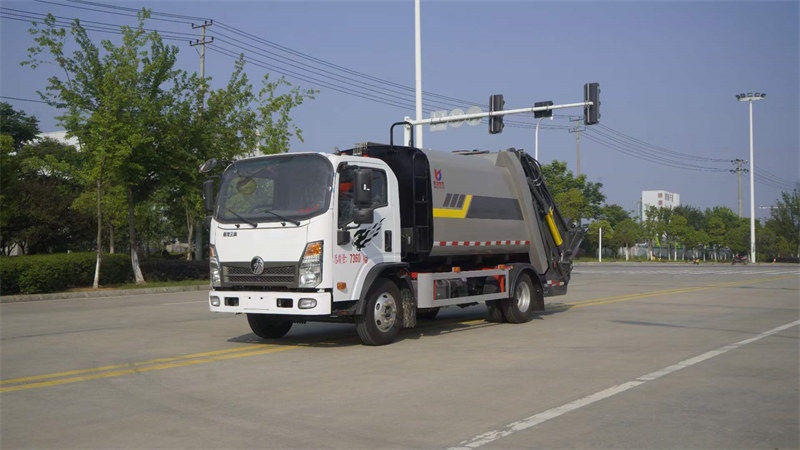 重汽王牌7方壓縮垃圾車現(xiàn)車實(shí)力派神車3360軸距