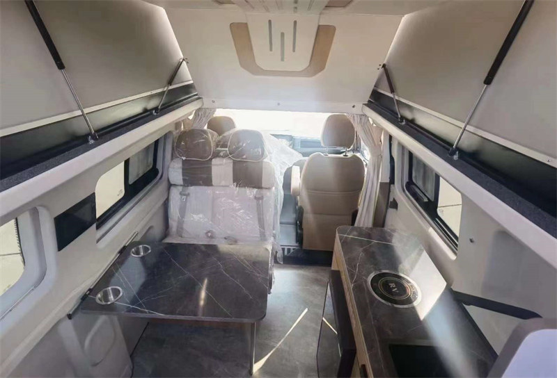 福特V362汽油版升頂房車新車下線開年鉅惠