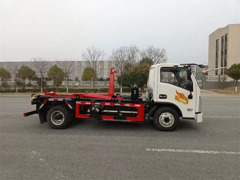 豪曼純電動藍牌可下地下室勾臂垃圾車3360軸距地庫車