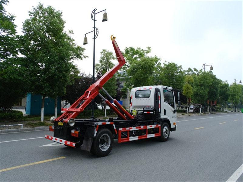 大運(yùn)國六藍(lán)牌重載車廂可卸式垃圾車