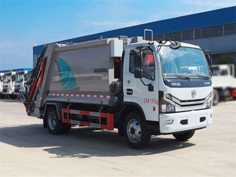 9方東風(fēng)D7F7壓縮垃圾車CL5090ZYS6BGX