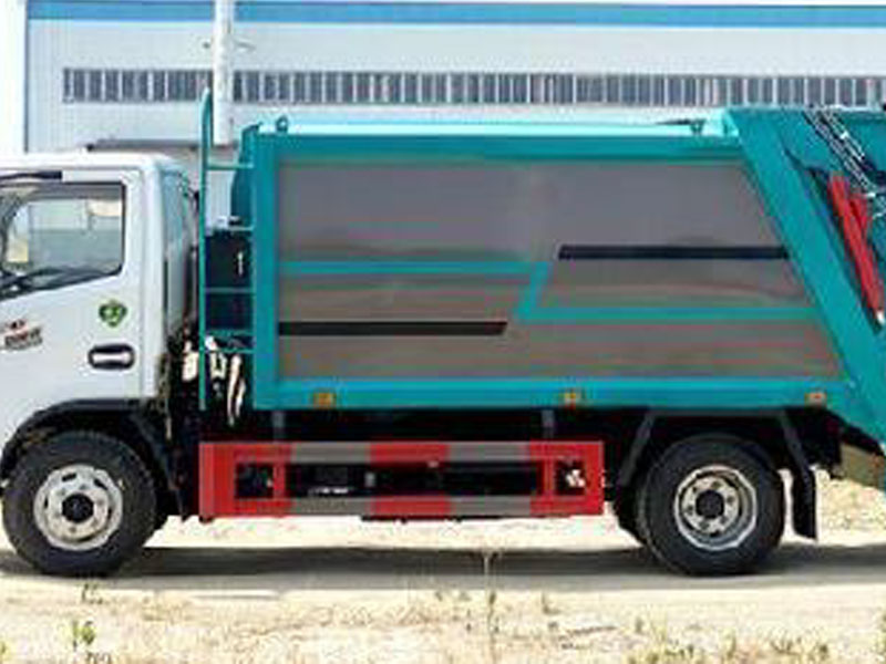 東風(fēng)7方壓縮式垃圾車CLW5070ZYSD6