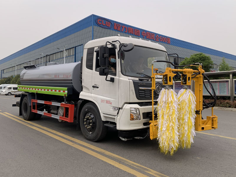 東風(fēng)天錦城市護(hù)欄清洗車CL5180GQXDF6