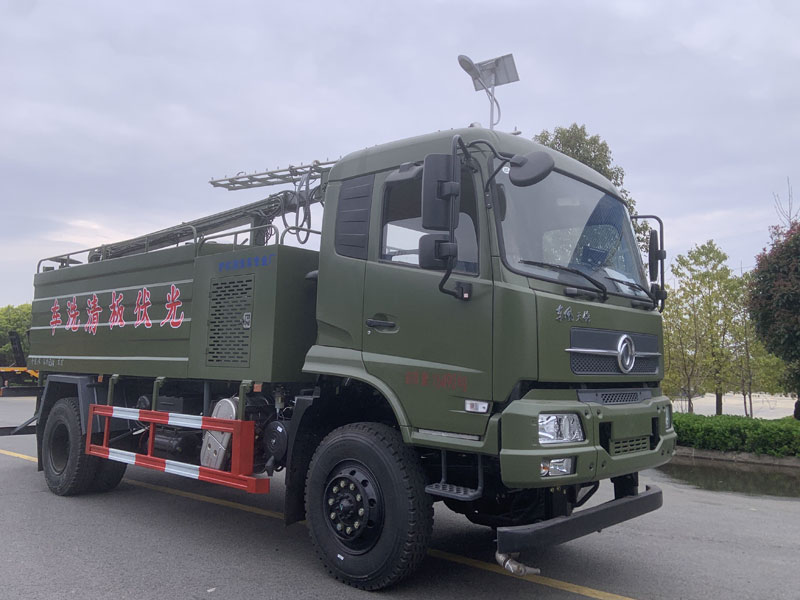 東風(fēng)天錦四驅(qū)越野光伏板清洗車CL5160GQX6HL