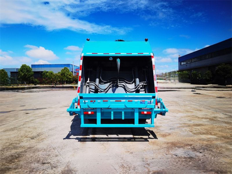 市政招標(biāo)首選爆款重汽豪沃8方壓縮垃圾車現(xiàn)車