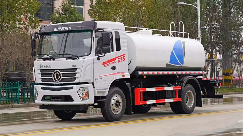12方?東風D3S灑水車技術卓越性能強大