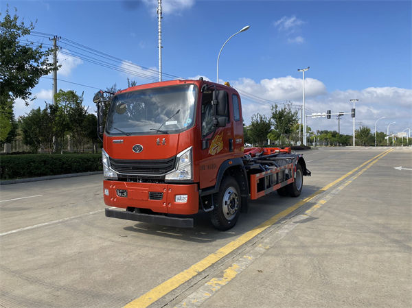 重汽豪曼14噸勾臂垃圾車