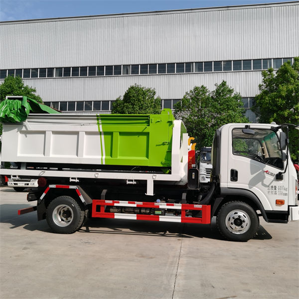 大運藍(lán)牌國六勾臂式垃圾車