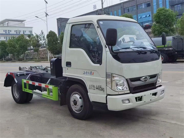 福田小卡之星2勾臂垃圾車