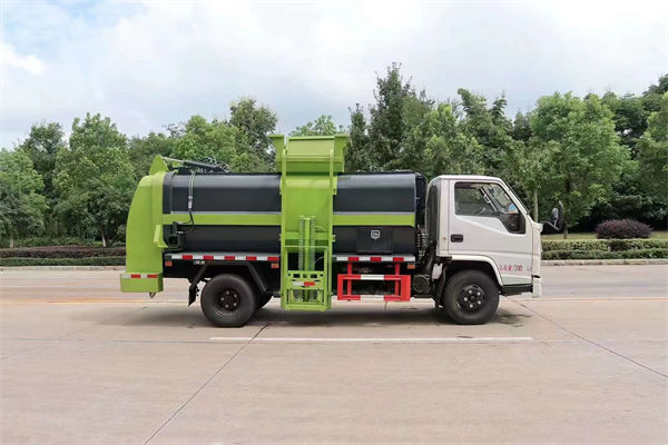 江鈴餐廚垃圾車