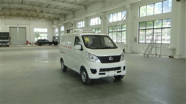 長安星五面包冷藏車
