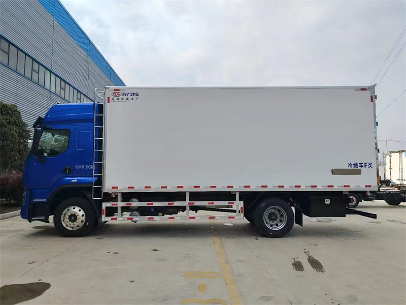 柳汽乘龍H5V冷藏車新款車型介紹
