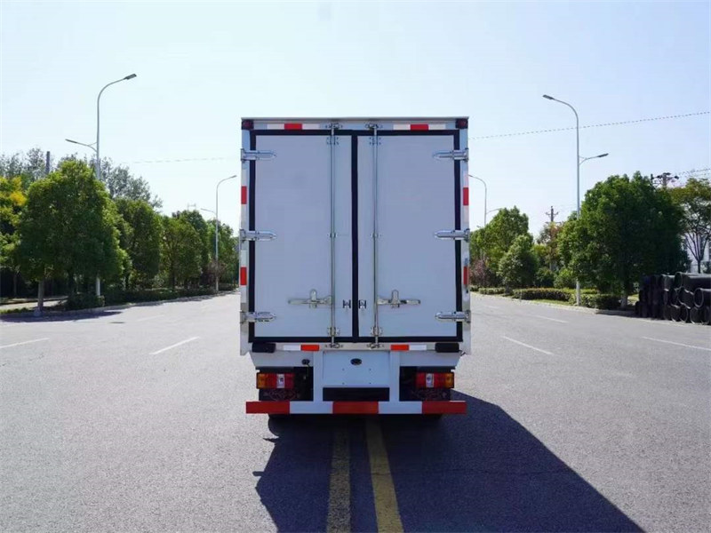江鈴順達(dá)窄體冷藏車4月價(jià)格便宜現(xiàn)車有售