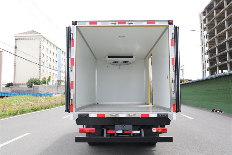 吉利鋒銳V5E純電動冷藏車全新款式動力強大冷藏系統(tǒng)高效