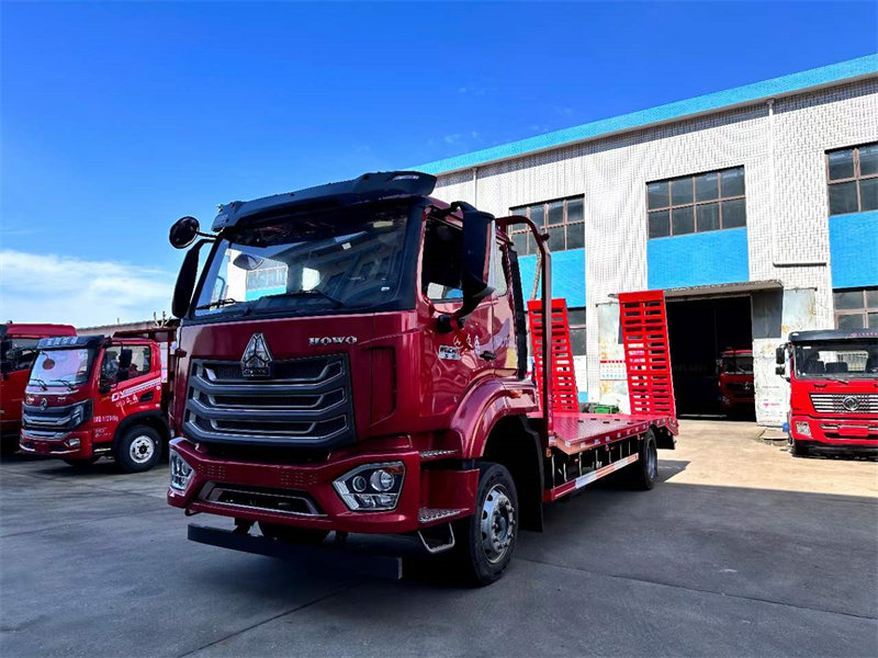 重汽豪沃NX平板車新時(shí)代的力量與智慧的完美結(jié)合