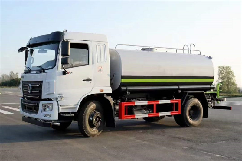 國六東風(fēng)華神F5灑水車高效環(huán)保實(shí)用至上