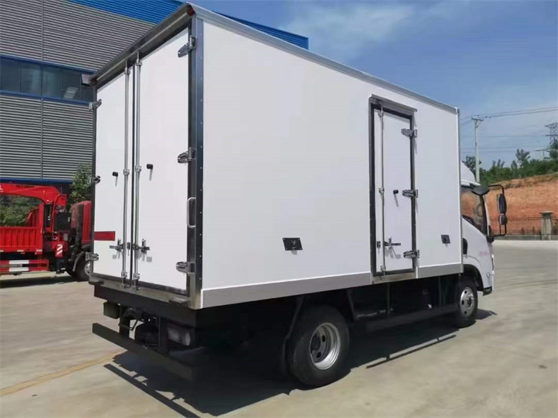 4米2躍進(jìn)C300冷藏車價(jià)格便宜的活動(dòng)車型