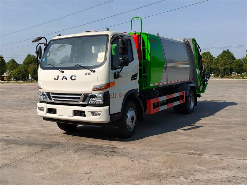 江淮俊鈴10立方壓縮垃圾車創(chuàng)新與實(shí)用的完美結(jié)合