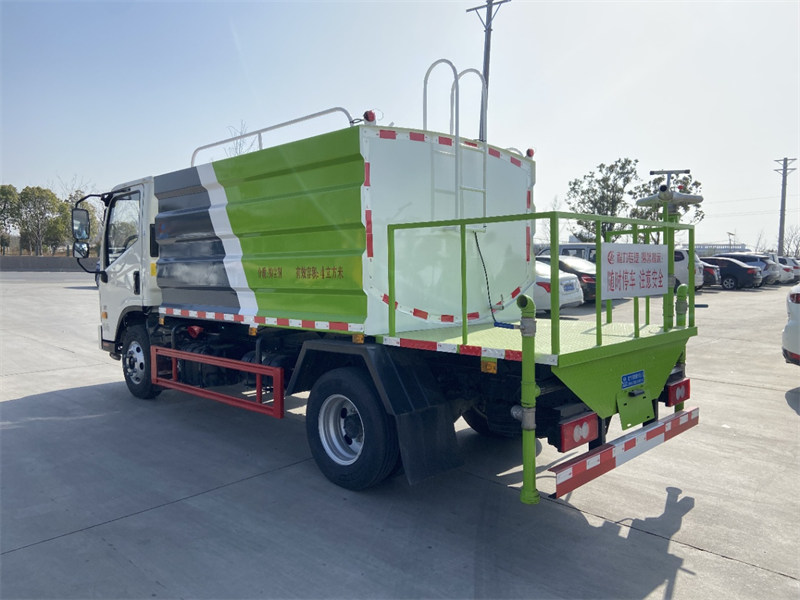 福田領(lǐng)航H2藍(lán)牌7方抑塵車出廠價格9萬左右