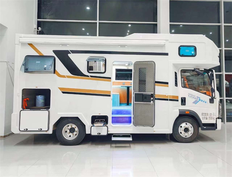 豪沃統(tǒng)帥平頭輕卡房車廠家直銷輕盈舒適實用至上