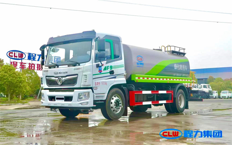 東風(fēng)瑞?？‵9灑水車(chē)高效能高質(zhì)量的環(huán)保利器