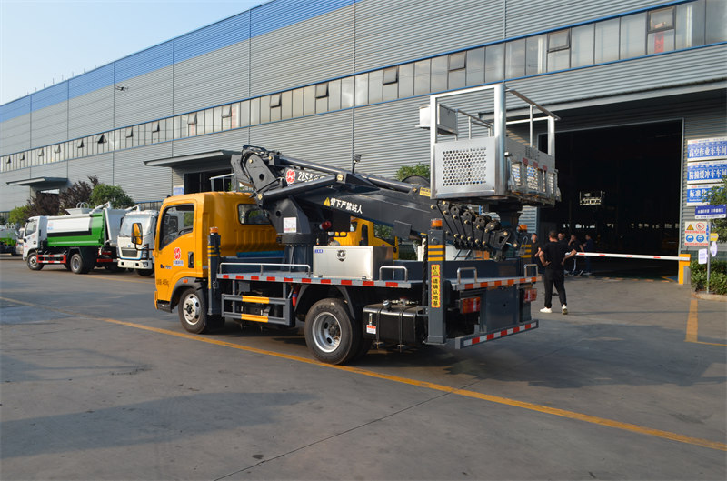重汽豪沃28米藍牌高空作業(yè)車免征全國可上戶