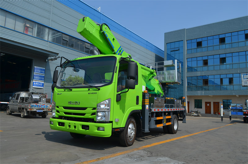 出口高空車五十鈴國六藍牌直臂伸縮式高空作業(yè)車