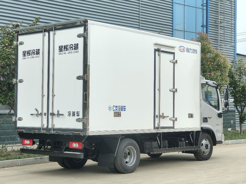4米2國六福田歐馬可S1冷藏車