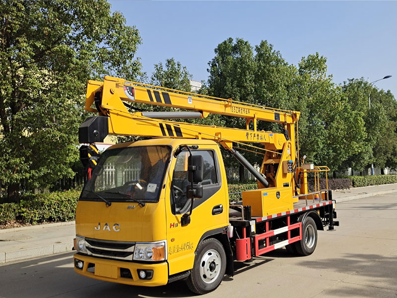國六江淮13.5米高空作業(yè)車