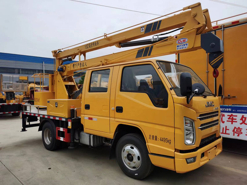 國六藍(lán)牌江鈴順達(dá)13米高空作業(yè)車