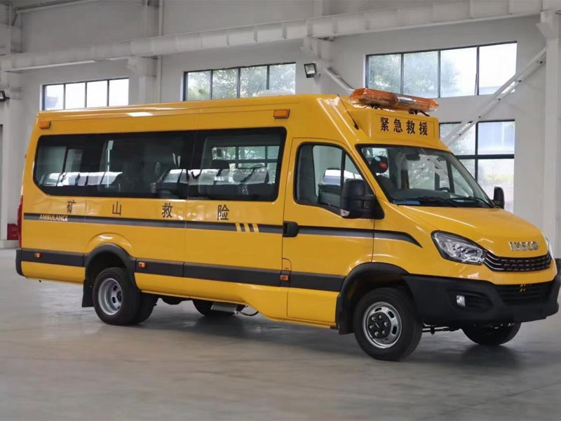 依維柯9-11-13座救險車礦山救險車