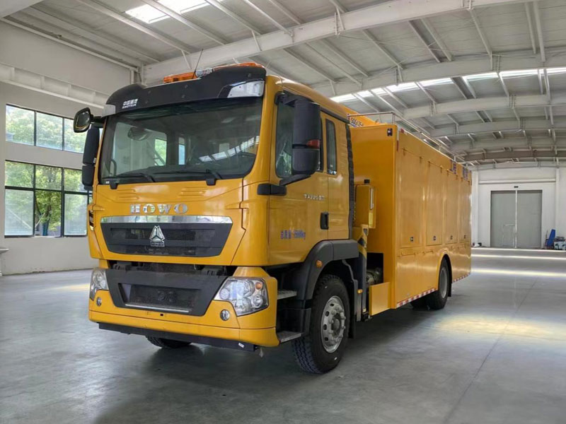 重汽豪沃大流量抗洪救險(xiǎn)車(chē)CLW5150XXHADY型免征已下