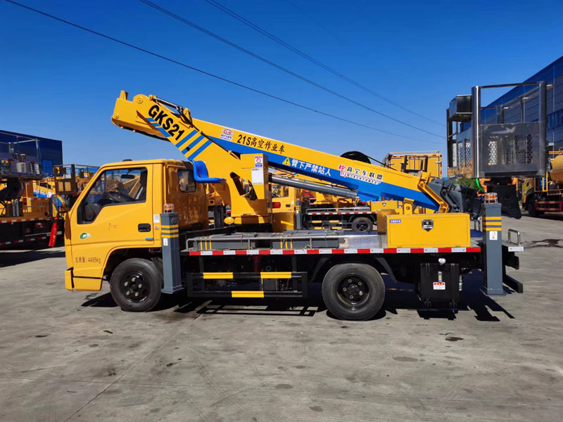 國六江鈴藍(lán)牌21米高空作業(yè)車